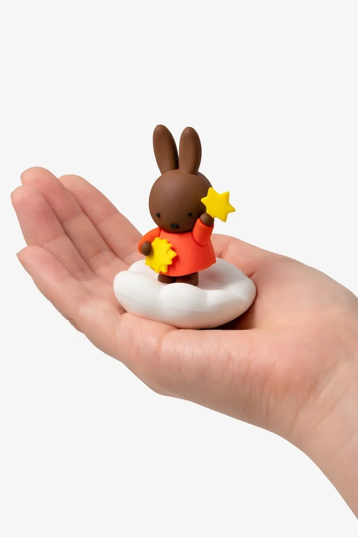Smoko Miffy & Melanie In The Sky Blind Box Figure
