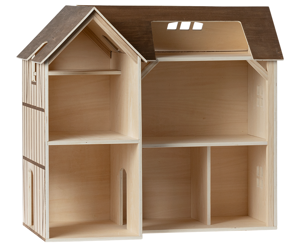 Mouse hole Farmhouse