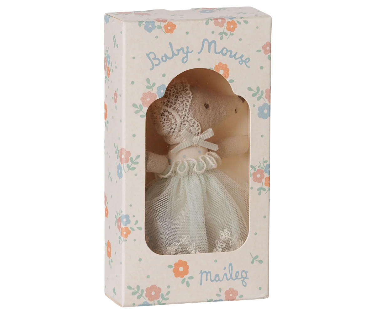Baby mouse in gown - Mint