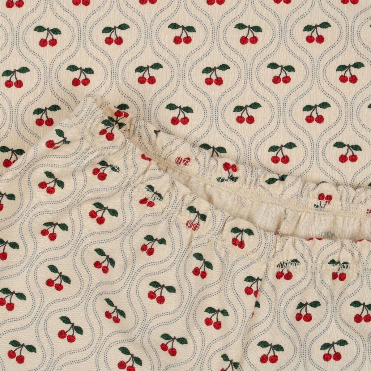 Cherry Motif Lin Frill Set