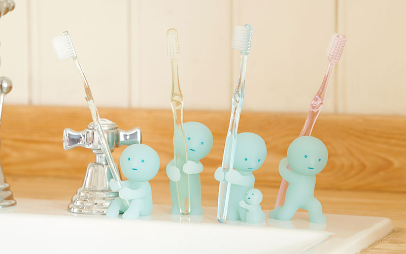 Smiski Glow In the Dark Toothbrush Stand